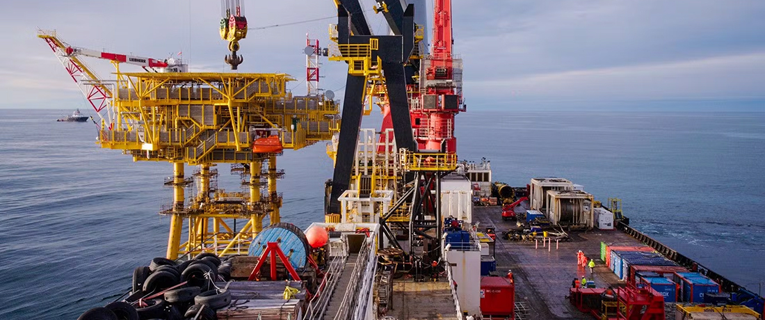 Fenix Platform in Place Offshore Argentina